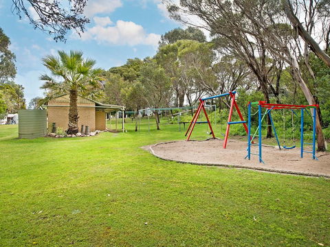 Acclaim Pine Grove Holiday Park - Accommodation Port Macquarie 3