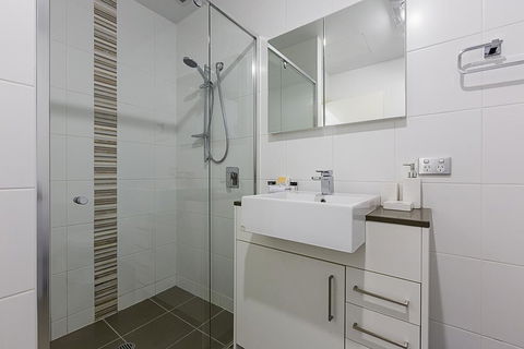 Accommodate Canberra- Domain Parliamentary Triangle - Accommodation Port Macquarie 3
