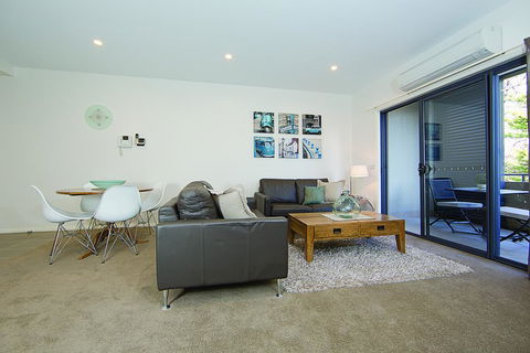 Accommodate Canberra- Domain Parliamentary Triangle - Accommodation Port Macquarie 1