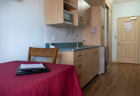 Accommodation On Denham - Accommodation Port Macquarie 2