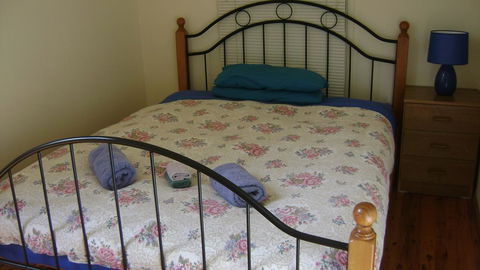 Accommodation Sydney North - Forestville 4 Bedroom 2 Bathroom House - Accommodation Port Macquarie 2