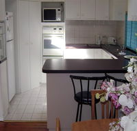 Accommodation Sydney North - Forestville 4 bedroom 2 bathroom house - Accommodation Port Macquarie