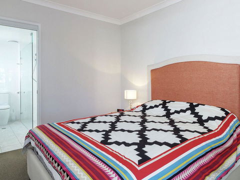 Across The Road From The Beach! - Accommodation Port Macquarie 2