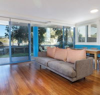 Across the road from the beach - Accommodation Port Macquarie