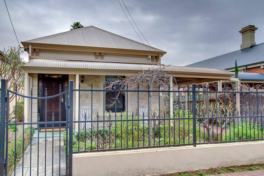 St Peters SA Accommodation Port Macquarie