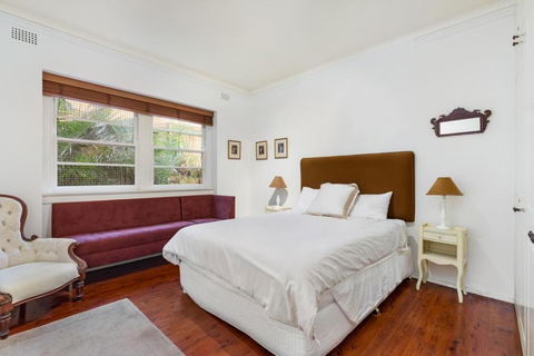 Double Bay Harbour-front Apartment With Stunning Views - Accommodation Port Macquarie 3