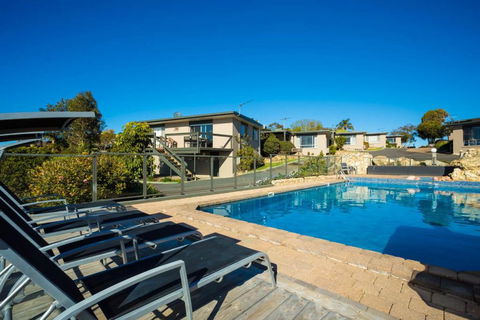 Eagle Heights Holiday Units - Accommodation Port Macquarie 0