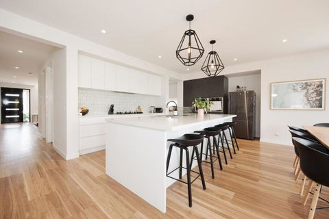 EDEN Spacious Torquay Family Escape - Accommodation Port Macquarie 4