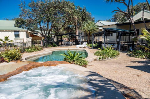 E.V. - Eurong Beach Villa - Accommodation Port Macquarie 0