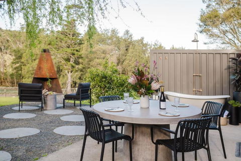 EKhaya - The Barn - Accommodation Port Macquarie 0