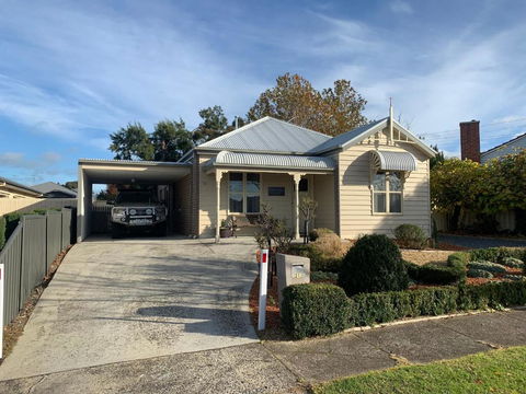 Elmsford Cottage - Accommodation Port Macquarie 0