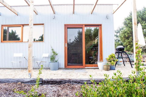 Escape To A Peaceful Eco Studio In Private Garden - Accommodation Port Macquarie 3