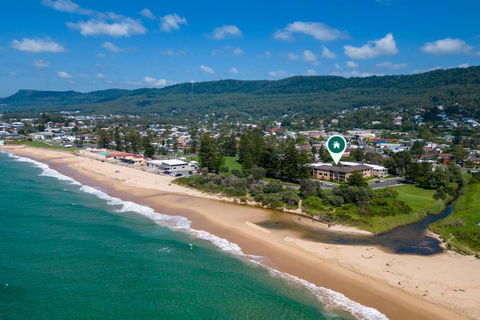 Esplanade Escape - Beachfront Family Bliss - Accommodation Port Macquarie 1