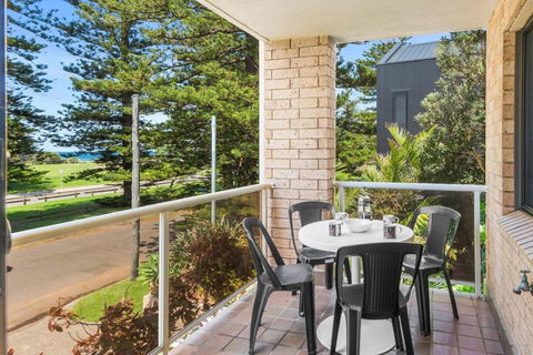 Esplanade Escape - Beachfront Family Bliss - Accommodation Port Macquarie 3