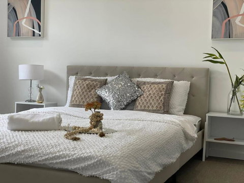 Evies East Retreat With Spa - Accommodation Port Macquarie 0