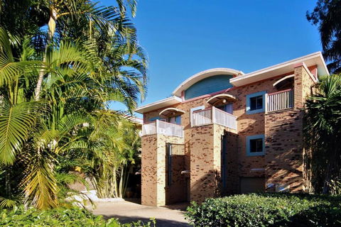 Experience More So Local - Accommodation Port Macquarie 3