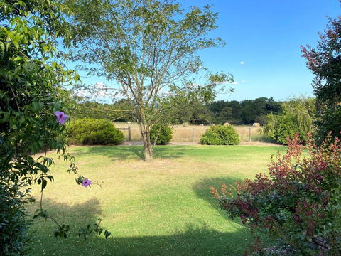 Farmhouse In The Heart Of Wine Country, 10 Minutes To Beach - Accommodation Port Macquarie 4
