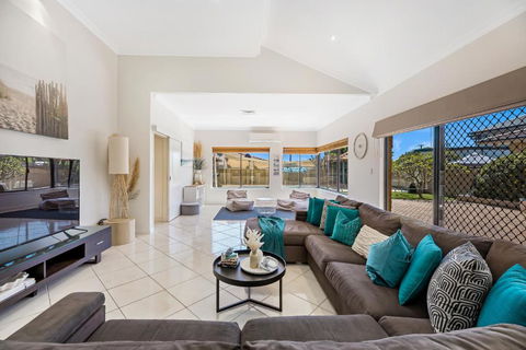 Fun In The Sun Pool Bliss & Ocean Views - Accommodation Port Macquarie 0