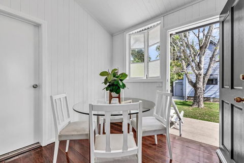 Gabba Central House 3BR2Bath Pets - Accommodation Port Macquarie 3