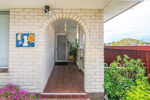 Gairdner Cottage - Something A Bit Different! - Accommodation Port Macquarie 1
