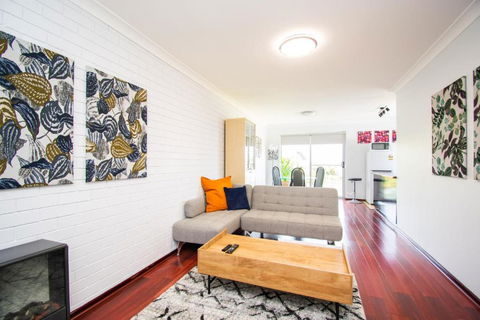 Gairdner Cottage - Something A Bit Different! - Accommodation Port Macquarie 2