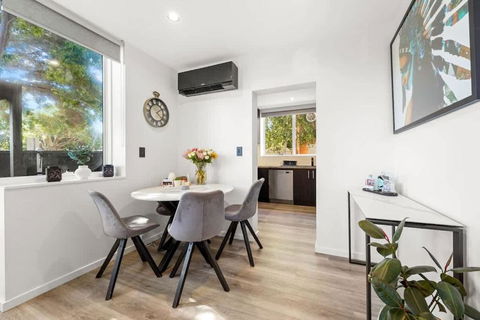 Gardenvale Prize With Private Courtyard Plus Parking - Accommodation Port Macquarie 4