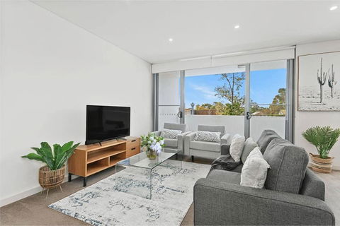 GLAD3 Gladesville Getaway Bright & Contemporary - Accommodation Port Macquarie 0
