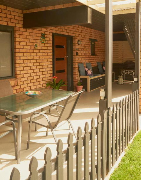 GOLDFIELDS STUDIO APARTMENT, Beaconsfield - Fully Self-contained, Air-conditioning - Accommodation Port Macquarie 1