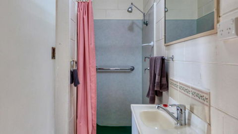 Golden Peak Motel PeakHill - Accommodation Port Macquarie 3