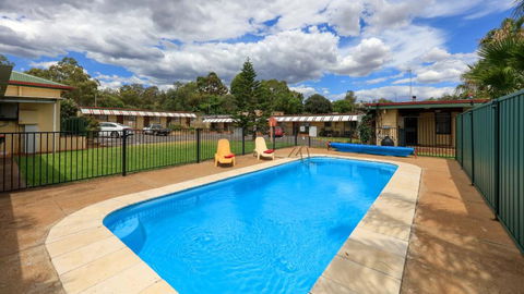 Golden Peak Motel PeakHill - Accommodation Port Macquarie 1