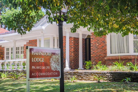 Hahndorf Lodge Pioneer Suite - Main Street Hahndorf On Site Secure Parking - Accommodation Port Macquarie 0