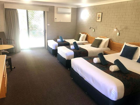 Hilltops Retreat Motor Inn - Accommodation Port Macquarie 2