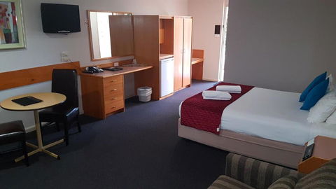 Hilltops Retreat Motor Inn - Accommodation Port Macquarie 3