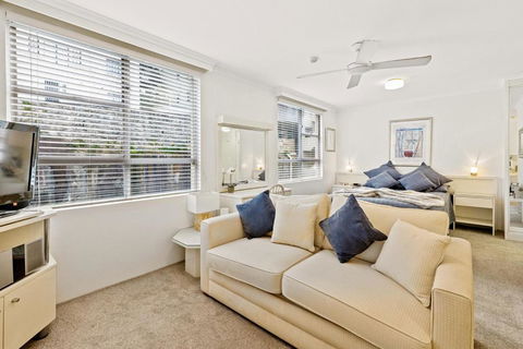 HENRY12 Self- Catering - Accommodation Port Macquarie 1