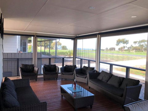 Holiday Escape Milang - Accommodation Port Macquarie 0