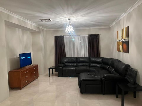 Holiday Home To Remember - Accommodation Port Macquarie 3