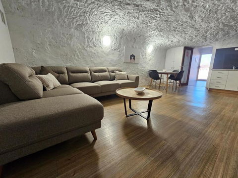 Holly Place - Accommodation Port Macquarie 0