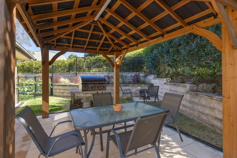 Hinterland Breakfast Deal - First Night! - Accommodation Port Macquarie 1