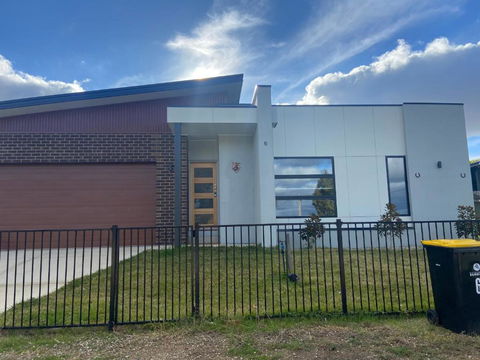 Home Away From Home - Accommodation Port Macquarie 0