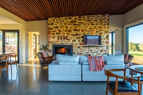 Hutton Vale Farm JHA Stone Cellar - Accommodation Port Macquarie 3