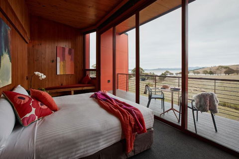 Iron Creek Bay Estate - Accommodation Port Macquarie 0