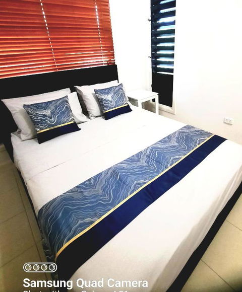 ISLAND ROOM On Magnetic Island - Accommodation Port Macquarie 0
