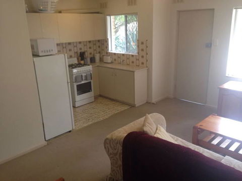 Affordable Comfortable Inglewood Apartment+Pool - Accommodation Port Macquarie 0