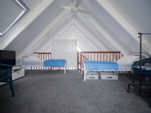 Affordable Twin Peaks 1 - Accommodation Port Macquarie 2