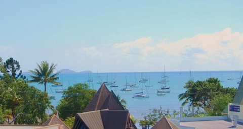 Airlie Beach Apartments - Accommodation Port Macquarie 0
