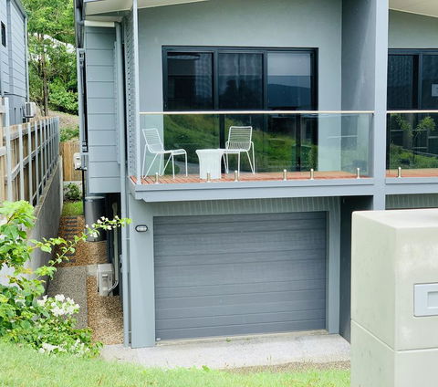 AIRLIE BEACH Delight. Hop, Skip Jump To Everything - Accommodation Port Macquarie 1