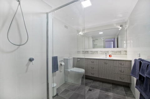 Akuna 20, 6 Joffre Street - Accommodation Port Macquarie 1