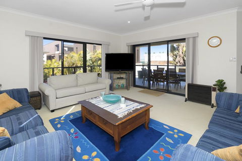 Al Mare No 2 42a - Accommodation Port Macquarie 2