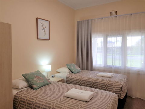 Albany Holiday Units - Accommodation Port Macquarie 3