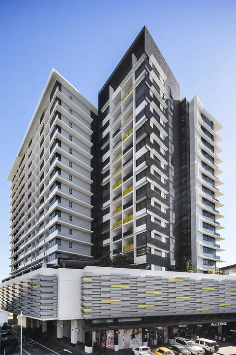 Alcyone Hotel Residences - Accommodation Port Macquarie 3